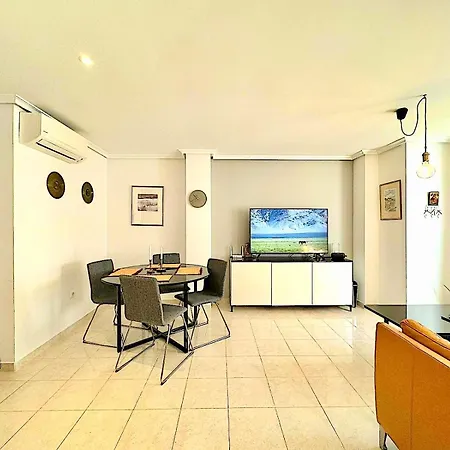 Apartment Atico Con Jacuzzi Privado , 1 Min Walk De Playa Levante