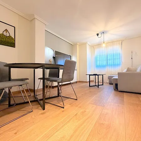 Atico Con Terraza Privada , A 100 Metros De Playa Levante