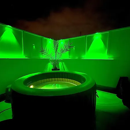 Апартаменты Atico Con Jacuzzi Privado , 1 Min Walk De Playa Levante *